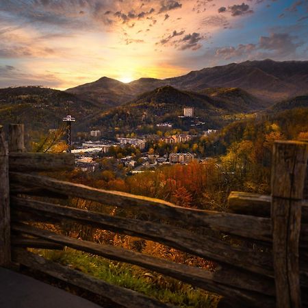 Bridgewood Cabin, Hot Tub, 1089 Of Free Attraction Tickets For Each Paid Day, Dollywood And More! Pigeon Forge Zewnętrze zdjęcie