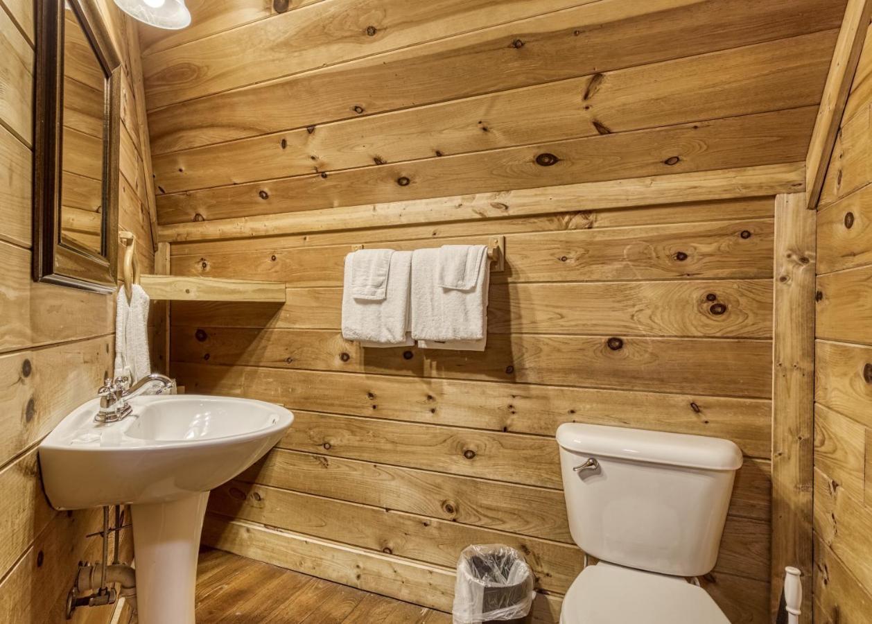 Bridgewood Cabin, Hot Tub, 1089 Of Free Attraction Tickets For Each Paid Day, Dollywood And More! Pigeon Forge Zewnętrze zdjęcie