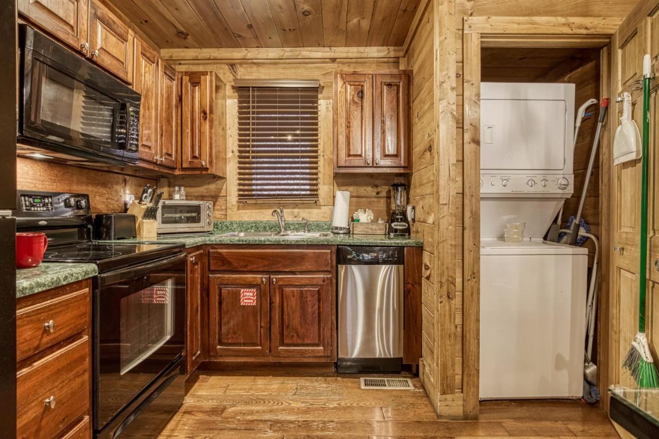 Bridgewood Cabin, Hot Tub, 1089 Of Free Attraction Tickets For Each Paid Day, Dollywood And More! Pigeon Forge Zewnętrze zdjęcie