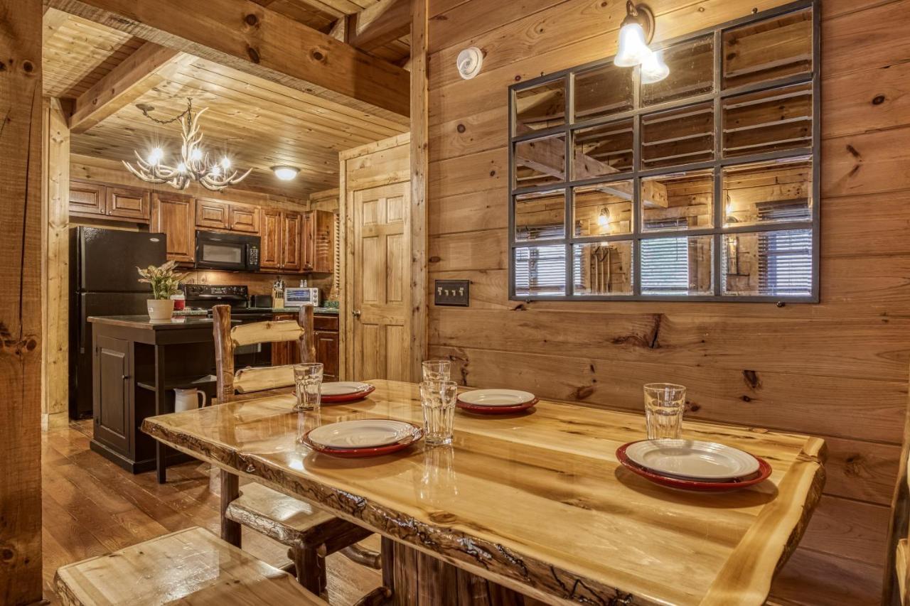 Bridgewood Cabin, Hot Tub, 1089 Of Free Attraction Tickets For Each Paid Day, Dollywood And More! Pigeon Forge Zewnętrze zdjęcie