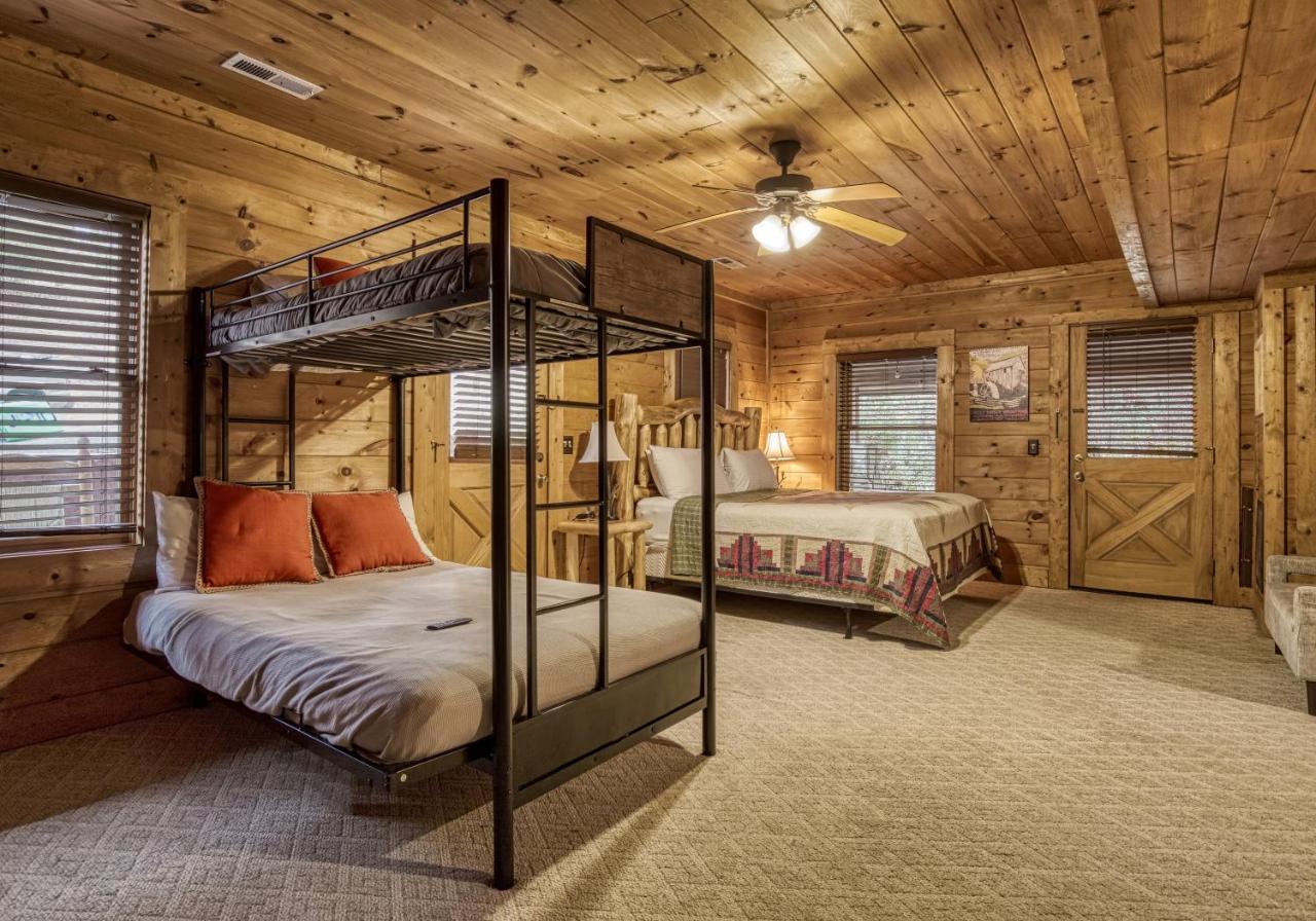 Bridgewood Cabin, Hot Tub, 1089 Of Free Attraction Tickets For Each Paid Day, Dollywood And More! Pigeon Forge Zewnętrze zdjęcie