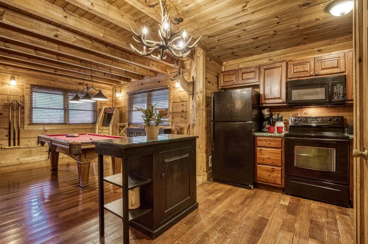 Bridgewood Cabin, Hot Tub, 1089 Of Free Attraction Tickets For Each Paid Day, Dollywood And More! Pigeon Forge Zewnętrze zdjęcie
